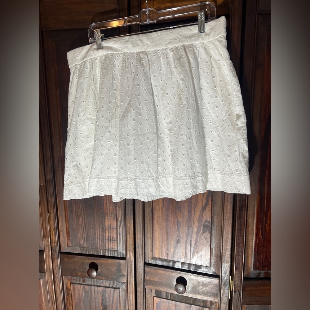 GAP White Eyelet Mini Skirt NWT‎ 14